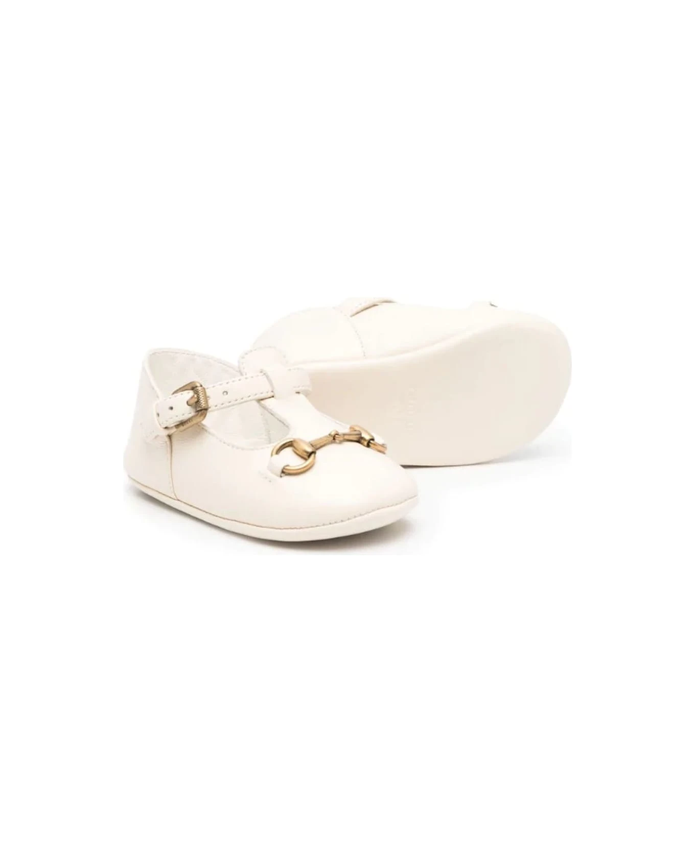 Gucci White Leather Shoes - Image 2