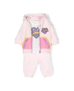 Sport Suit With Application